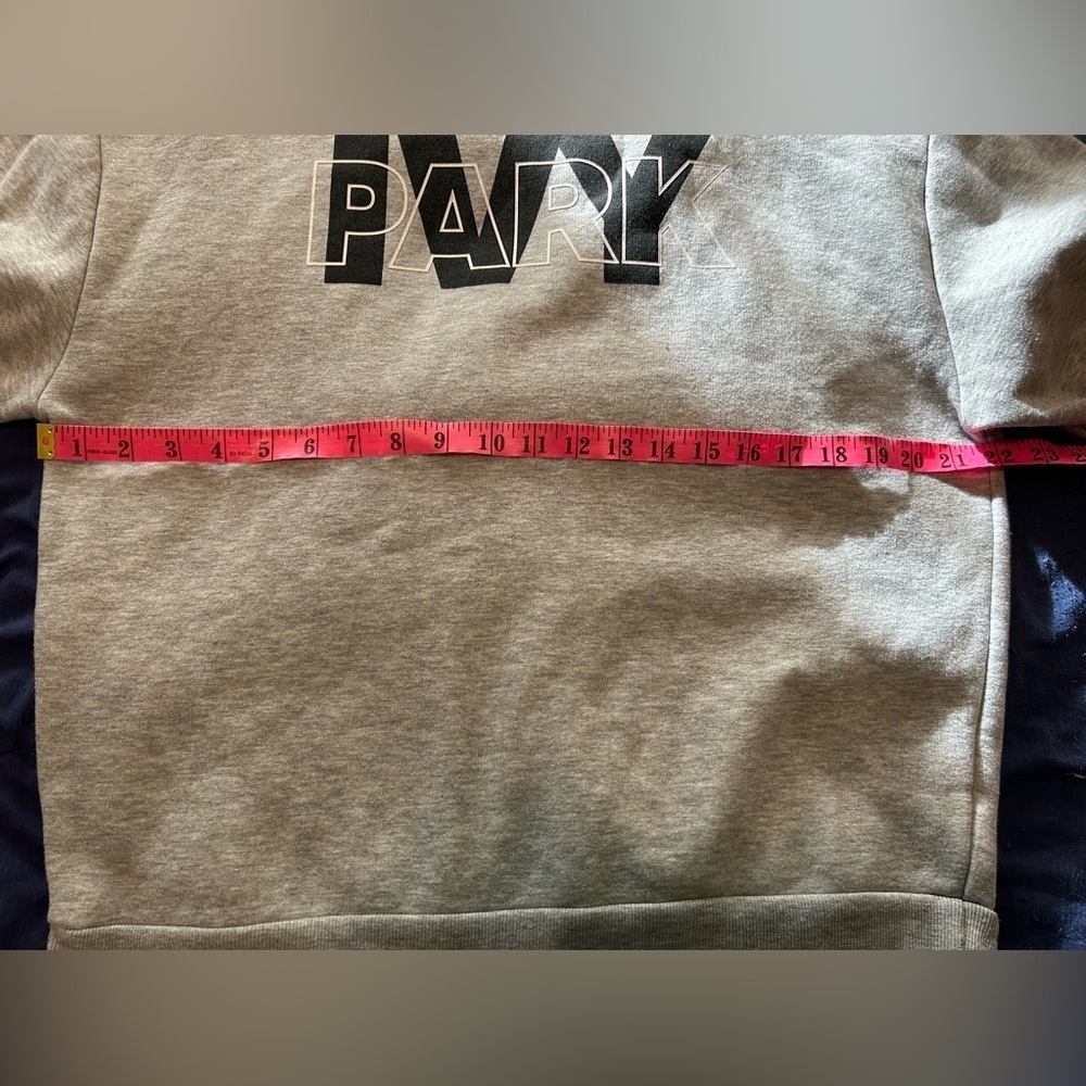 Ivy Park grey sweatshirt size small black and white font - Picture 4 of 5